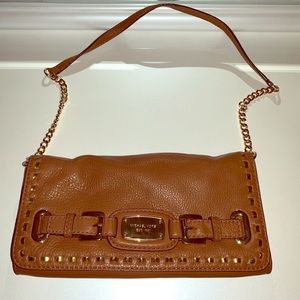 Michael Kors leather tan clutch w/ shoulder strap